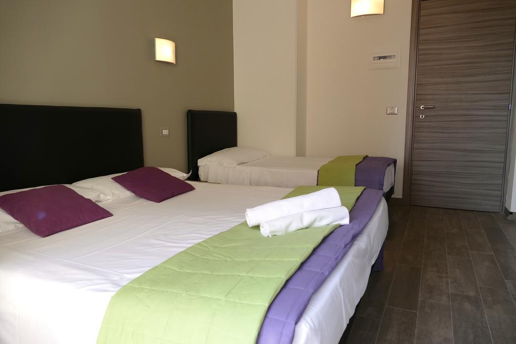 Hotel Désirée San Benedetto del Tronto Exterior foto